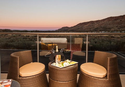 Crowne Plaza Alice Springs Lasseters, An IHG Hotel - Accommodation Nelson Bay 22