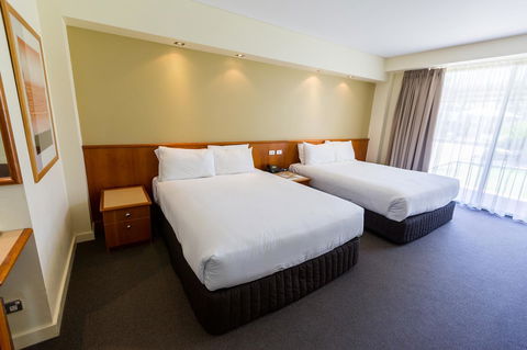 Crowne Plaza Alice Springs Lasseters, An IHG Hotel - Accommodation Nelson Bay 9