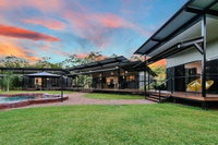 Book Humpty Doo Accommodation Vacations Accommodation Nelson Bay Accommodation Nelson Bay