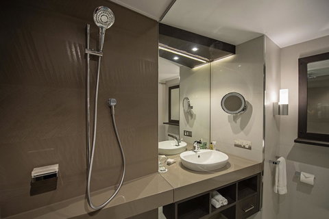 Hilton Darwin - Nelson Bay Accommodation.com 25