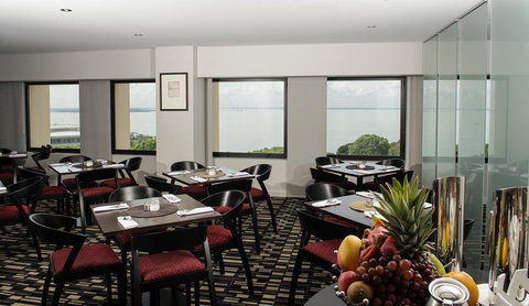 Hilton Darwin - Nelson Bay Accommodation.com 7