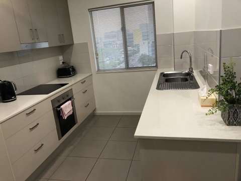 Darwin-Ocean Views, Tropical Getaway, Pool & Aircon - Accommodation Nelson Bay 10