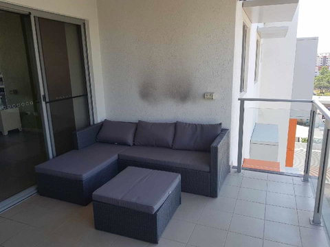 Darwin-Ocean Views, Tropical Getaway, Pool & Aircon - Accommodation Nelson Bay 17