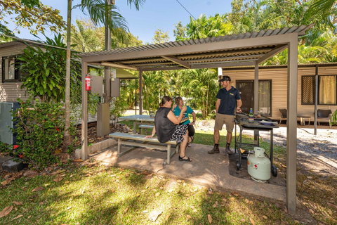 Oasis Tourist Park - Accommodation Nelson Bay 5