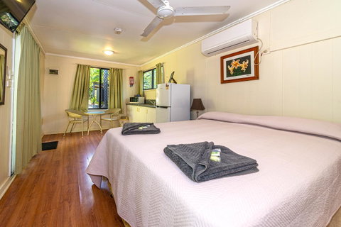 Oasis Tourist Park - Accommodation Nelson Bay 9