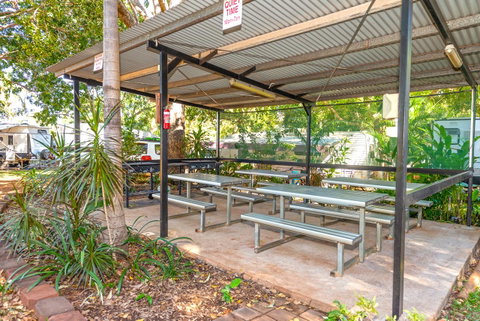 Oasis Tourist Park - Accommodation Nelson Bay 19