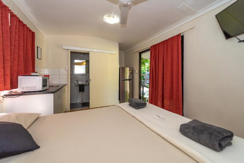 Oasis Tourist Park - Accommodation Nelson Bay 12