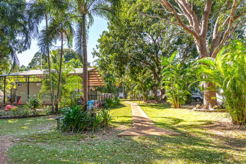 Oasis Tourist Park - Accommodation Nelson Bay 23