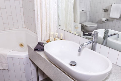 Discovery Resorts - Kings Canyon - Accommodation Nelson Bay 14