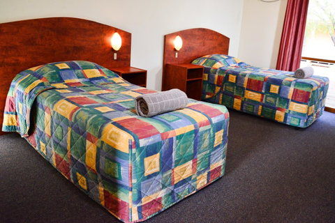 Erldunda Desert Oaks Resort - Accommodation Nelson Bay 35