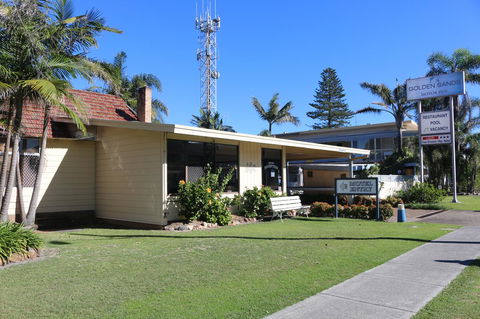 Golden Sands Motor Inn - Accommodation Nelson Bay 10