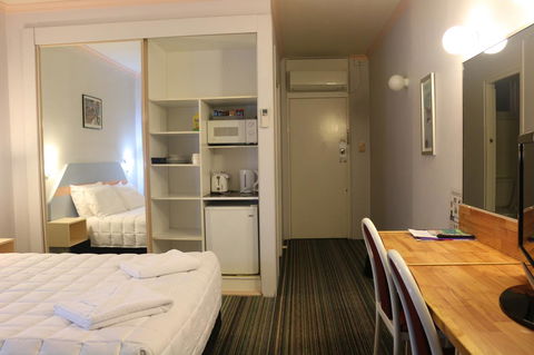 Golden Sands Motor Inn - Accommodation Nelson Bay 4