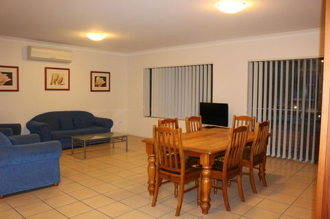 Golden Sands Motor Inn - Accommodation Nelson Bay 13