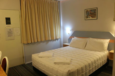 Golden Sands Motor Inn - Accommodation Nelson Bay 16