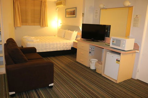 Golden Sands Motor Inn - Accommodation Nelson Bay 21