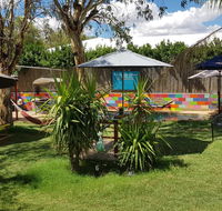 Alice's Secret Travellers Inn - Accommodation Nelson Bay