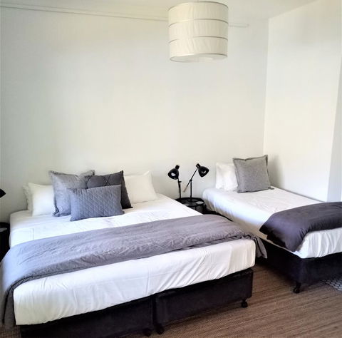 Arafura Blue - Accommodation Nelson Bay 12