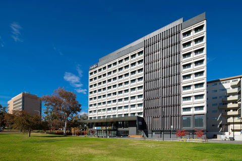 Mantra MacArthur Hotel - Accommodation Nelson Bay 8