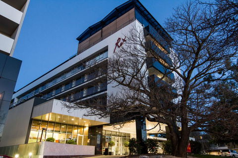 Canberra Rex Hotel - Accommodation Nelson Bay 1