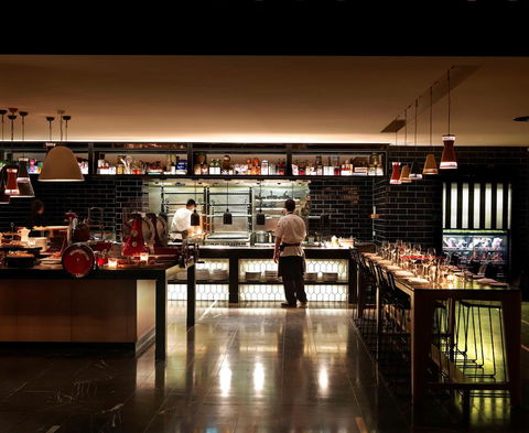 QT Canberra - Accommodation Nelson Bay 10