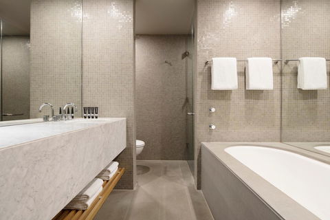 Hotel Realm - Accommodation Nelson Bay 14