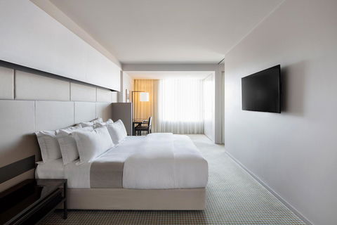 Hotel Realm - Accommodation Nelson Bay 9