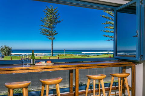 Lennox Holiday Apartments - Accommodation Nelson Bay 4
