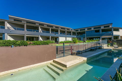 Lennox Holiday Apartments - Accommodation Nelson Bay 8