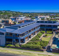 Lennox Holiday Apartments - Accommodation Nelson Bay