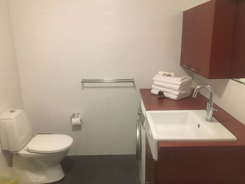 Lennox Holiday Apartments - Accommodation Nelson Bay 30
