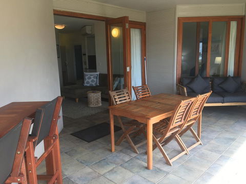 Lennox Holiday Apartments - Accommodation Nelson Bay 21