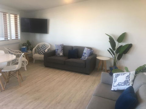 Lennox Holiday Apartments - Accommodation Nelson Bay 24
