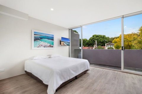 Bondi Beach Studio King Suite + Balcony - Accommodation Nelson Bay 0