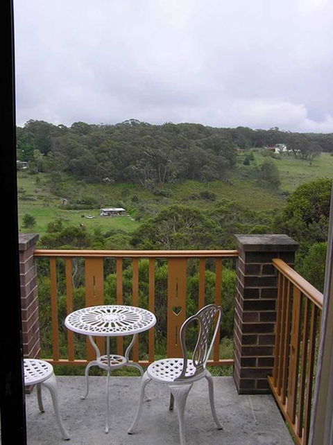 Boobook Hollow - Nelson Bay Accommodation.com 3
