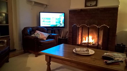 Book Keepers Cottage - Accommodation Nelson Bay 3