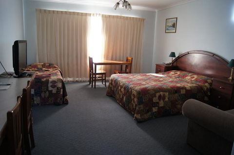 Bordertown Dukes Motorinn - Accommodation Nelson Bay 1