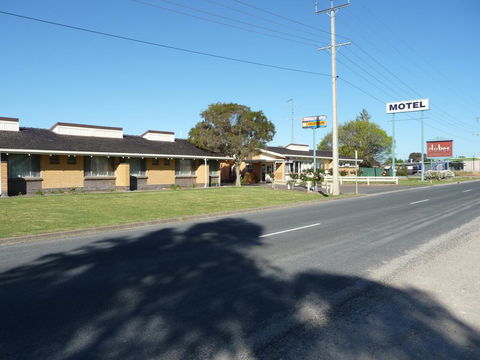 Bordertown Dukes Motorinn - Accommodation Nelson Bay 3