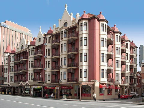 Boutique Apartment In The Heart Of Adelaide CBD - Nelsons Bay Accommodation 0