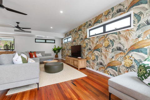 Boutique Villa On Boomerang - Accommodation Nelson Bay 1