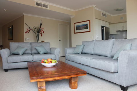 Breakwater 102 - Shoal Bay - Accommodation Nelson Bay 1
