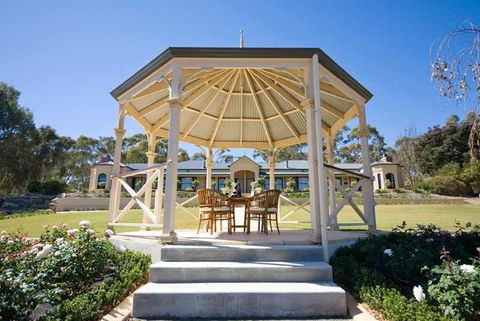 Brice Hill Country Lodge - Nelsons Bay Accommodation 3