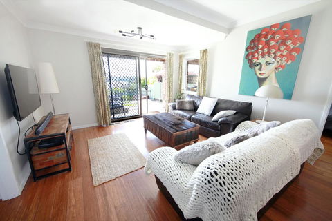 Bundeena Base Holiday Home - Accommodation Nelson Bay 2