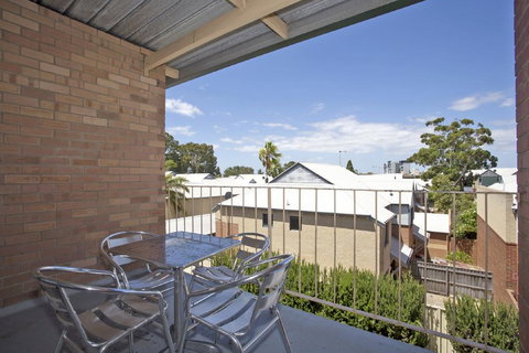 Burswood Lodge Apartments - Accommodation Nelson Bay 1