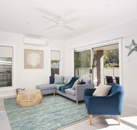 C A L M at beautiful Shoal Bay - Accommodation Nelson Bay