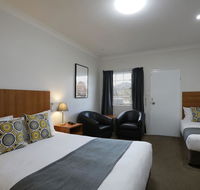 Cadman Motor Inn and Apartments - Accommodation Nelson Bay