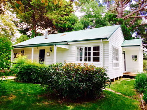 Cairnie Country Cottage - Accommodation Nelson Bay 0
