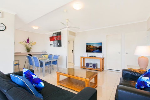 Cairns Ocean View Apartment - Accommodation Nelson Bay 2