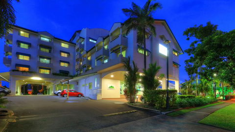 Cairns Sheridan Hotel - Accommodation Nelson Bay 1