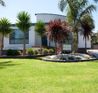 Cambroe - Accommodation Nelson Bay