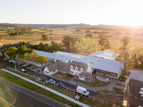 Camden Valley Inn - Accommodation Nelson Bay 0